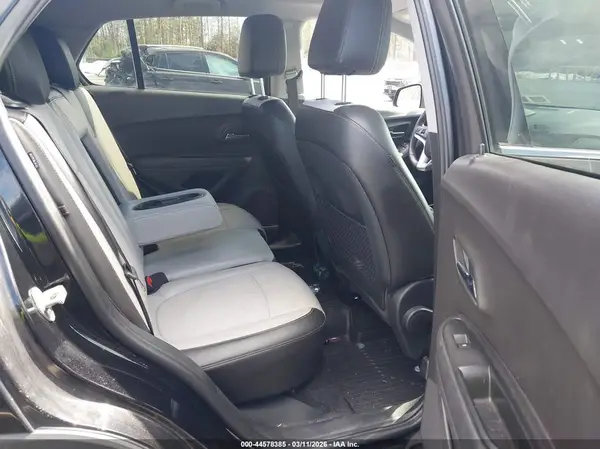 3GNCJLSB0JL217862 2018 CHEVROLET TRAX - Image 8