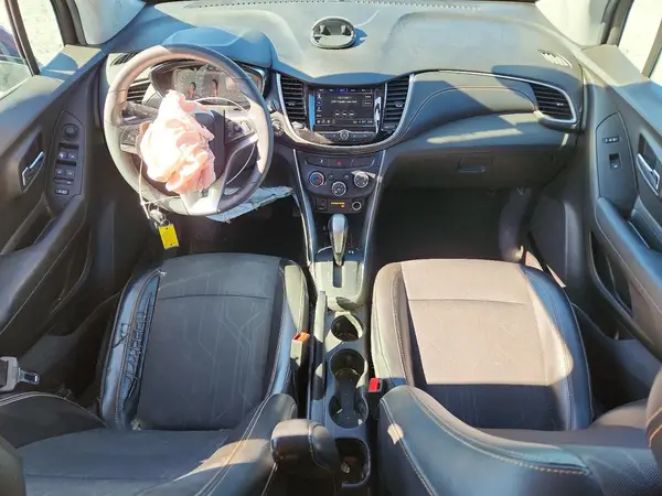3GNCJLSB0JL228599 2018 CHEVROLET TRAX - Image 8