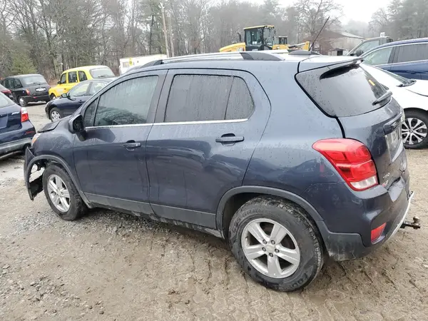 3GNCJLSB0JL233821 2018 CHEVROLET TRAX - Image 2