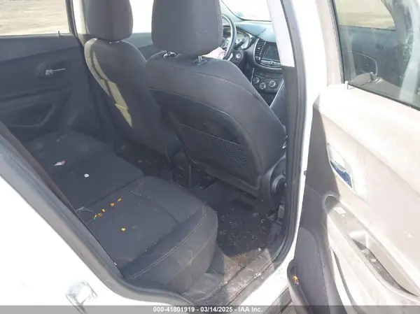 3GNCJLSB0JL327617 2018 CHEVROLET TRAX - Image 8