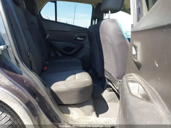 3GNCJLSB0JL368457 2018 CHEVROLET TRAX - Image 8