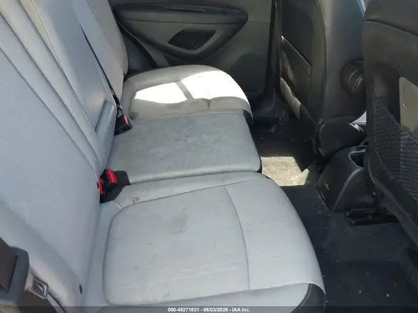 3GNCJLSB0JL377370 2018 CHEVROLET TRAX - Image 8