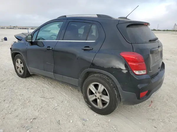 3GNCJLSB0JL418662 2018 CHEVROLET TRAX - Image 2