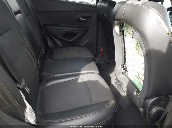 3GNCJLSB0KL120985 2019 CHEVROLET TRAX - Image 8