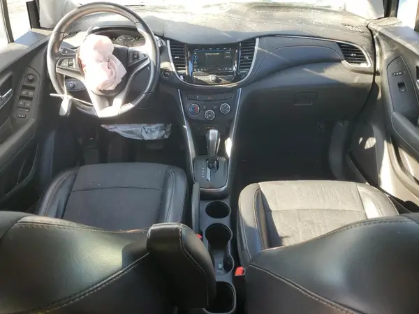 3GNCJLSB0KL124650 2019 CHEVROLET TRAX - Image 8