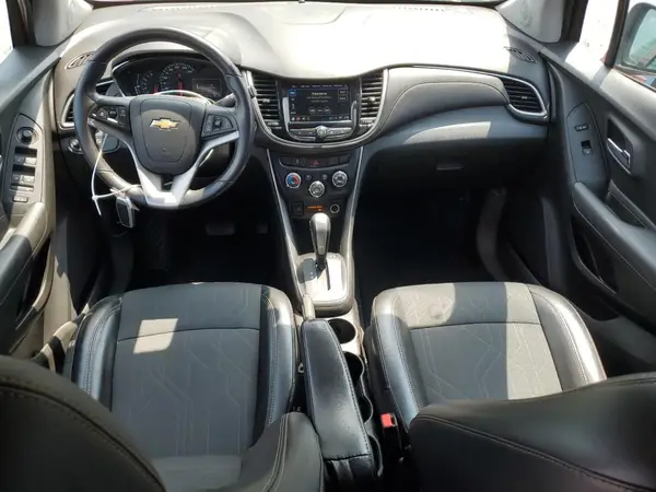 3GNCJLSB0KL125572 2019 CHEVROLET TRAX - Image 8