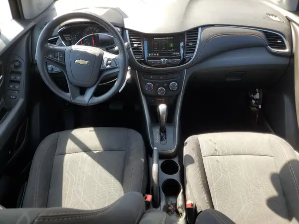 3GNCJLSB0KL148172 2019 CHEVROLET TRAX - Image 8