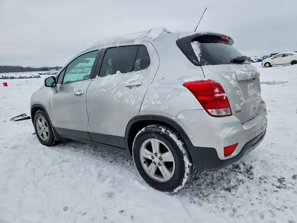 3GNCJLSB0KL150486 2019 CHEVROLET TRAX - Image 2