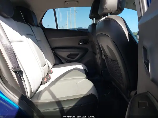 3GNCJLSB0KL161813 2019 CHEVROLET TRAX - Image 8