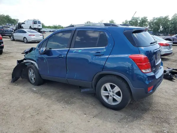 3GNCJLSB0KL163982 2019 CHEVROLET TRAX - Image 2