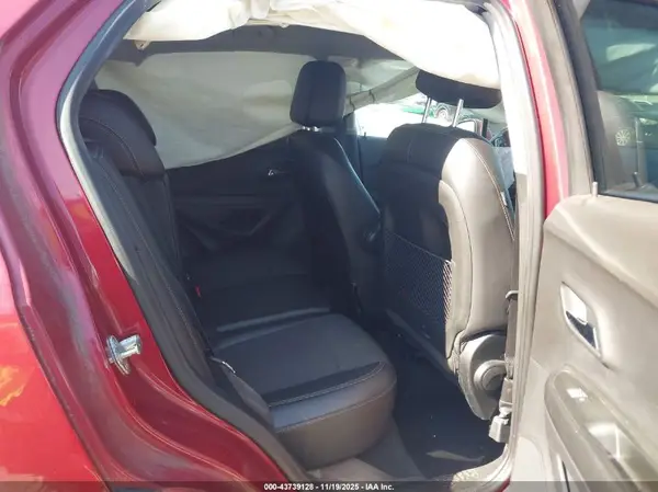 3GNCJLSB0KL230127 2019 CHEVROLET TRAX - Image 8