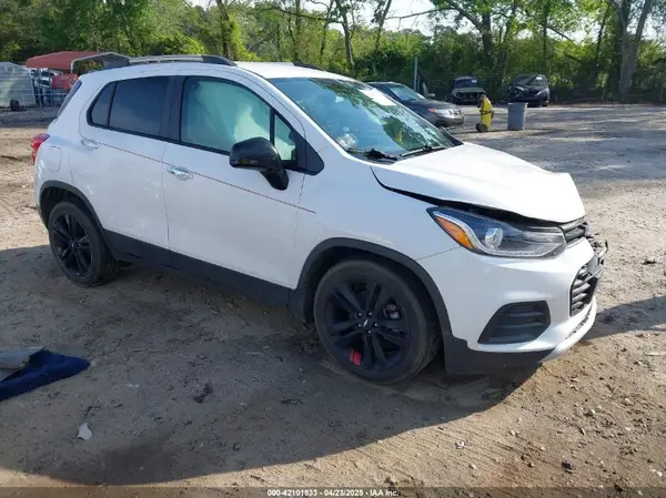 3GNCJLSB0KL233562 2019 CHEVROLET TRAX - Image 1