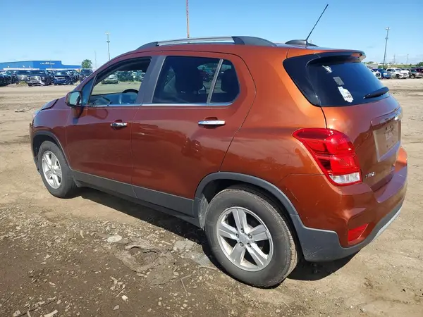 3GNCJLSB0KL258283 2019 CHEVROLET TRAX - Image 2