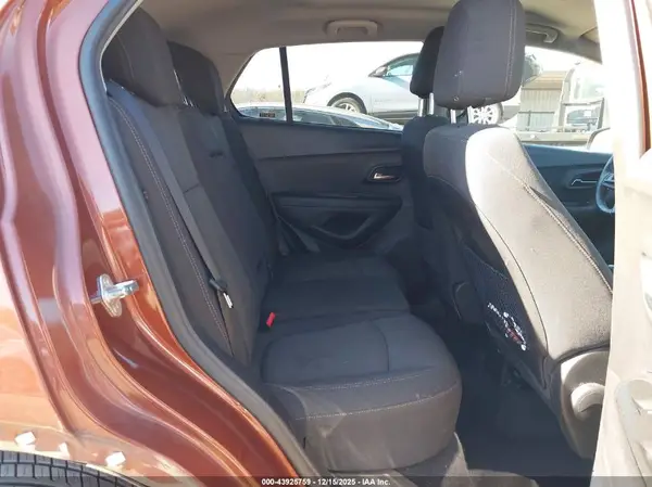 3GNCJLSB0KL272099 2019 CHEVROLET TRAX - Image 8