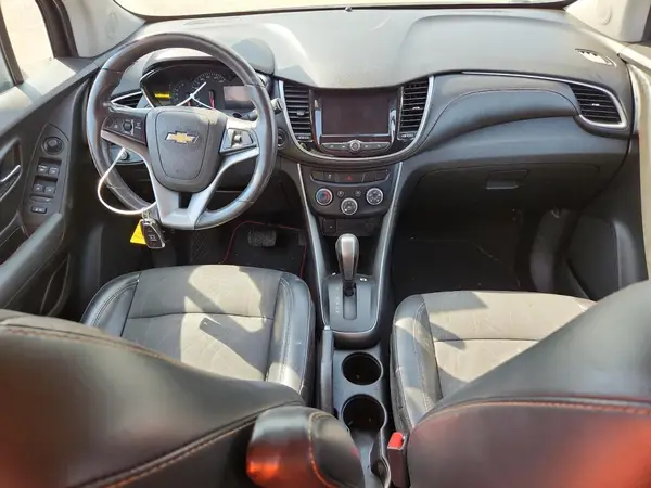 3GNCJLSB0KL277738 2019 CHEVROLET TRAX - Image 8