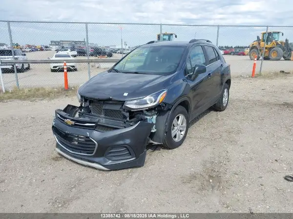 3GNCJLSB0KL308485 2019 CHEVROLET TRAX - Image 2