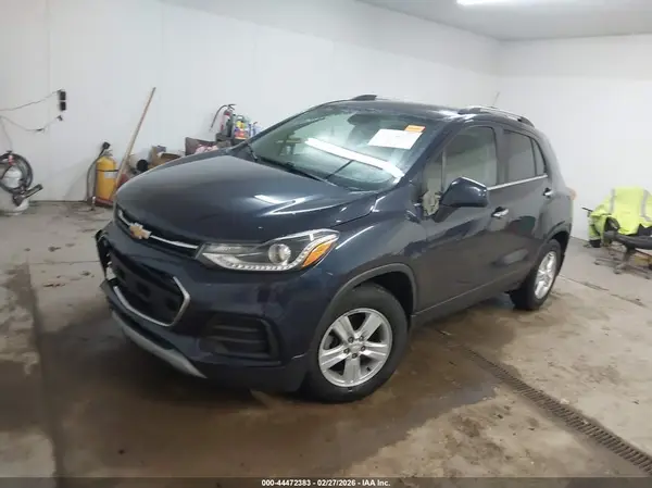 3GNCJLSB0KL311161 2019 CHEVROLET TRAX - Image 2
