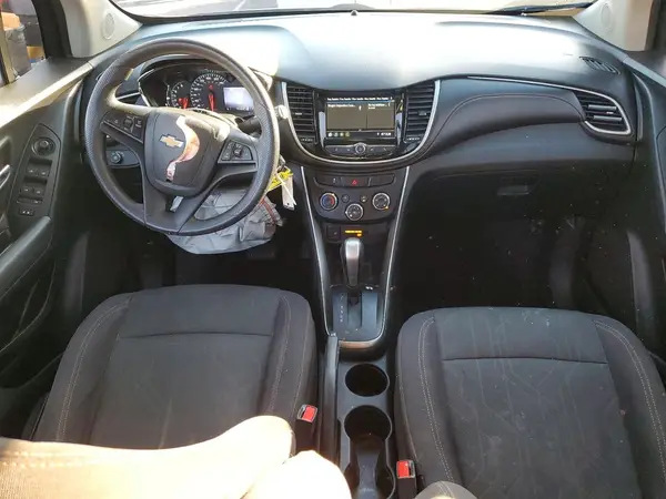 3GNCJLSB0KL320149 2019 CHEVROLET TRAX - Image 8