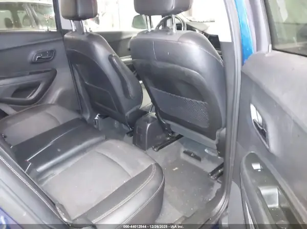 3GNCJLSB0KL322841 2019 CHEVROLET TRAX - Image 8