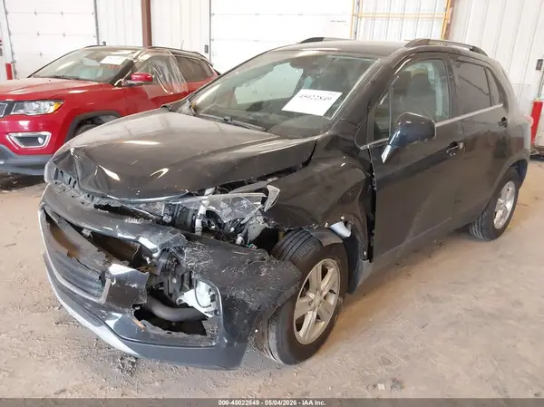 3GNCJLSB0KL323522 2019 CHEVROLET TRAX - Image 2