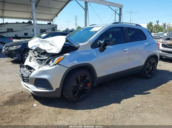 3GNCJLSB0KL341616 2019 CHEVROLET TRAX - Image 2
