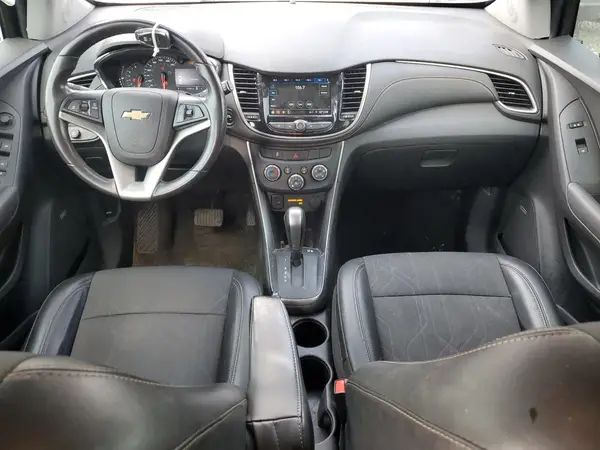 3GNCJLSB0KL350607 2019 CHEVROLET TRAX - Image 8