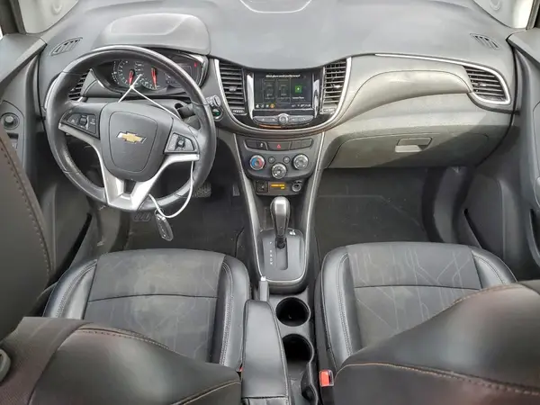 3GNCJLSB0KL358755 2019 CHEVROLET TRAX - Image 8