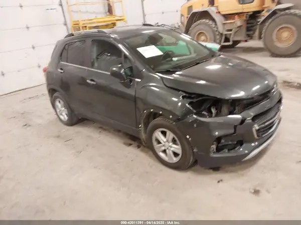 3GNCJLSB0KL366340 2019 CHEVROLET TRAX - Image 1