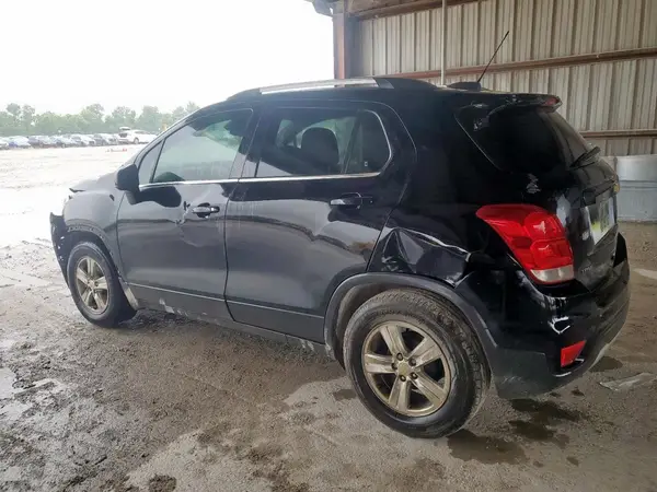 3GNCJLSB0KL378536 2019 CHEVROLET TRAX - Image 2