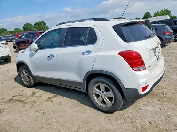 3GNCJLSB0KL380481 2019 CHEVROLET TRAX - Image 2