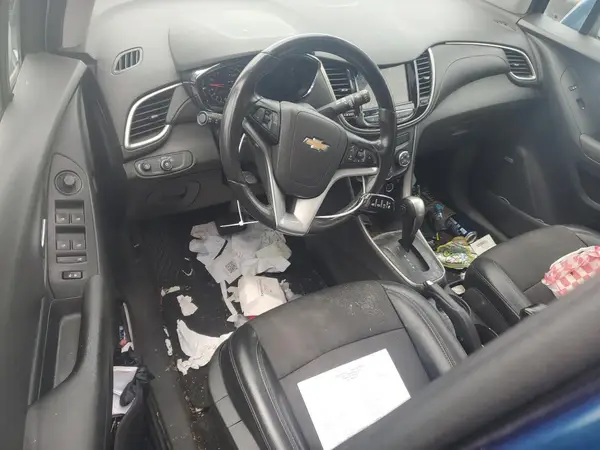 3GNCJLSB0KL395806 2019 CHEVROLET TRAX - Image 8
