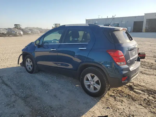 3GNCJLSB0LL120311 2020 CHEVROLET TRAX - Image 2