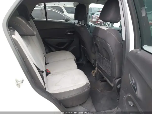 3GNCJLSB0LL211160 2020 CHEVROLET TRAX - Image 8