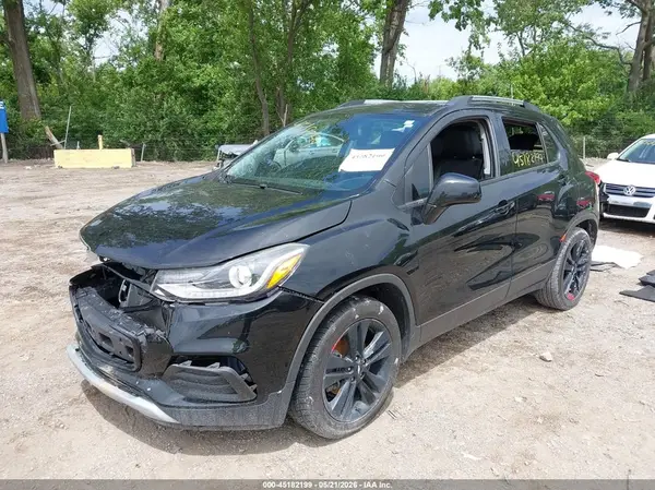 3GNCJLSB0LL232994 2020 CHEVROLET TRAX - Image 2