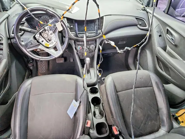 3GNCJLSB0LL250010 2020 CHEVROLET TRAX - Image 8