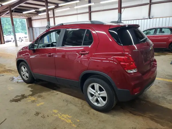 3GNCJLSB0LL253585 2020 CHEVROLET TRAX - Image 2