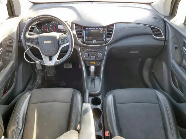 3GNCJLSB0LL286585 2020 CHEVROLET TRAX - Image 8