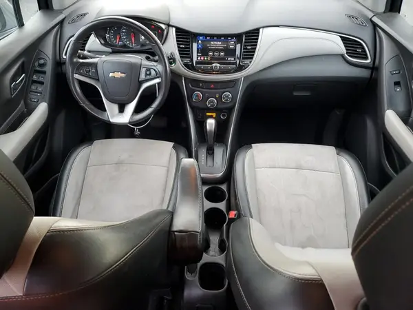 3GNCJLSB0LL301263 2020 CHEVROLET TRAX - Image 8