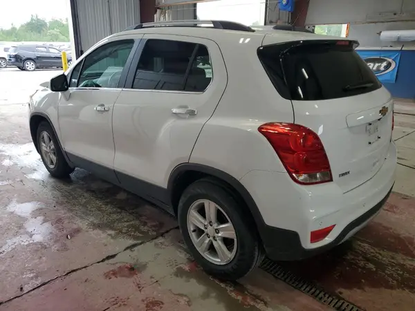 3GNCJLSB0LL310108 2020 CHEVROLET TRAX - Image 2