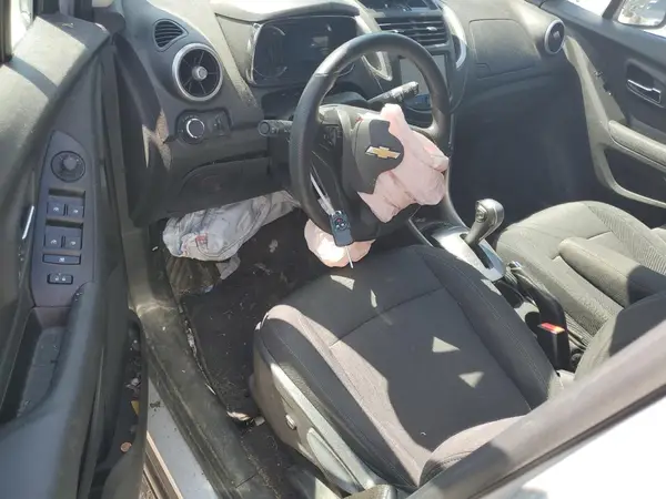 3GNCJLSB1GL131078 2016 CHEVROLET TRAX - Image 8
