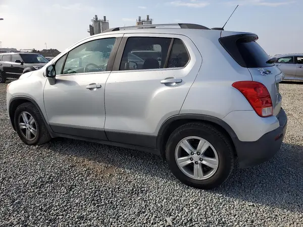 3GNCJLSB1GL141383 2016 CHEVROLET TRAX - Image 2