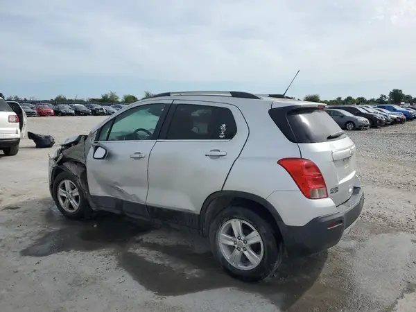 3GNCJLSB1GL141612 2016 CHEVROLET TRAX - Image 2