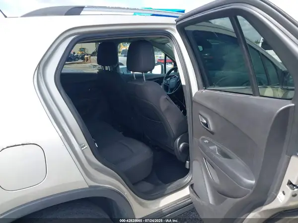3GNCJLSB1GL152528 2016 CHEVROLET TRAX - Image 8