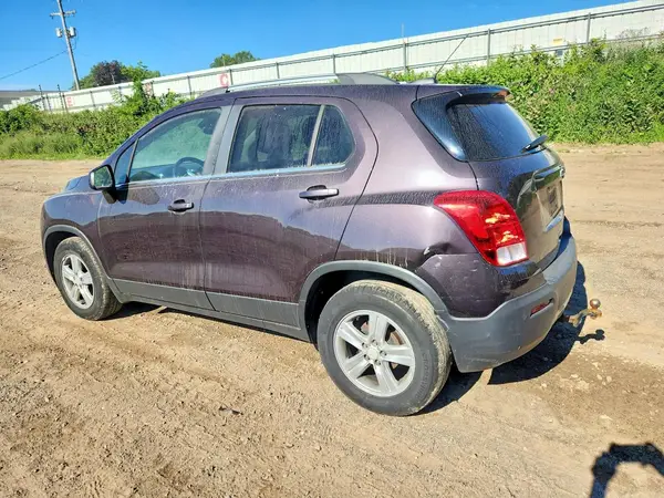 3GNCJLSB1GL203025 2016 CHEVROLET TRAX - Image 2
