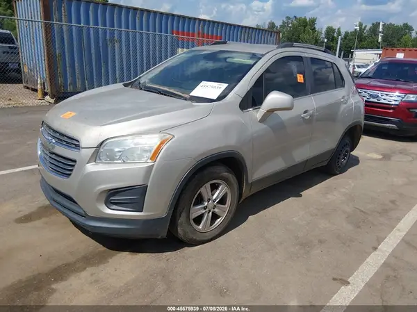 3GNCJLSB1GL221122 2016 CHEVROLET TRAX - Image 2