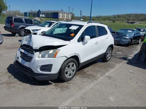 3GNCJLSB1GL222738 2016 CHEVROLET TRAX - Image 2