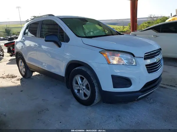 3GNCJLSB1GL264505 2016 CHEVROLET TRAX - Image 1