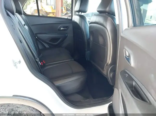 3GNCJLSB1GL264505 2016 CHEVROLET TRAX - Image 8
