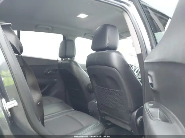 3GNCJLSB1GL265752 2016 CHEVROLET TRAX - Image 8
