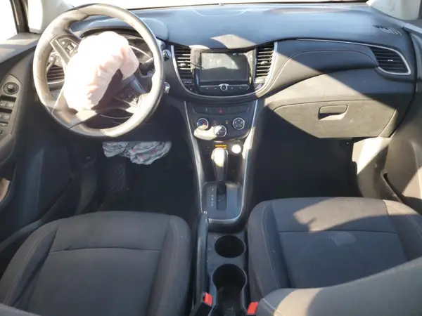 3GNCJLSB1HL144771 2017 CHEVROLET TRAX - Image 8